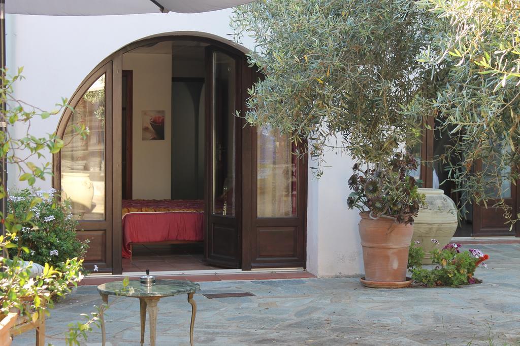 Chambres D'Hotes Le Clos Des Oliviers Sorbo-Ocagnano 객실 사진